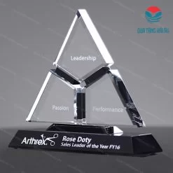 Crystal plaque