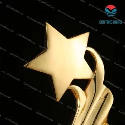 Metal trophy