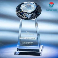 Glass trophy