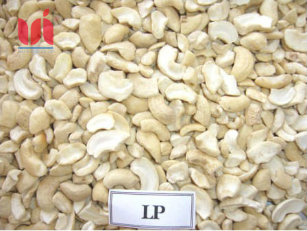 White cashew kernels