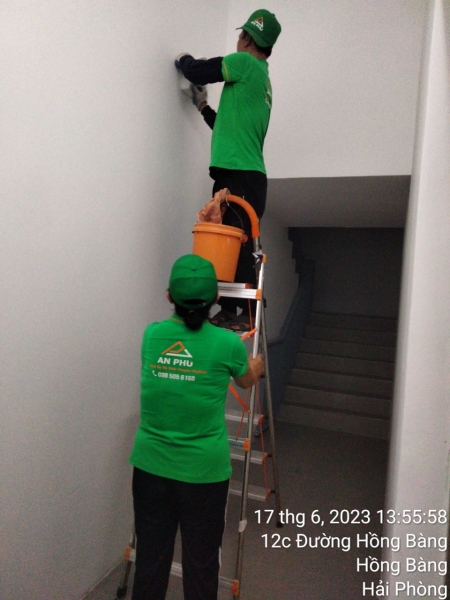Industrial cleaning service