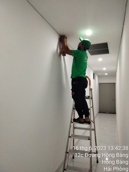 Industrial cleaning service