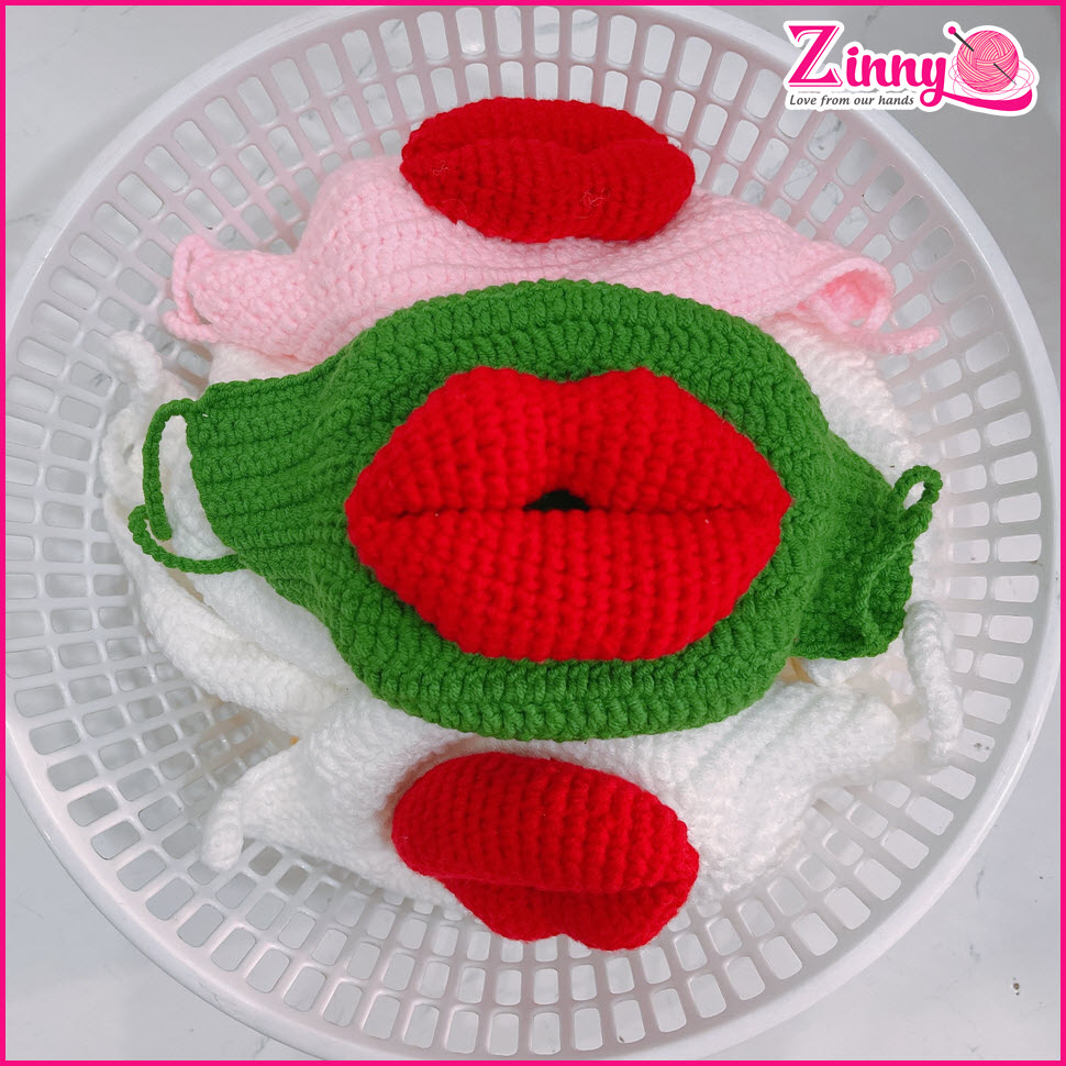 Crochet accessories
