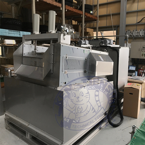 SLIT SAVER sludge dewatering device