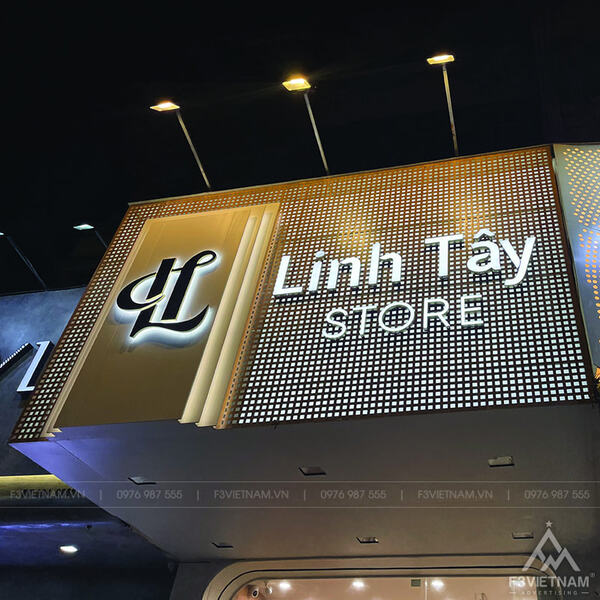 Linh Tay store advertising sign