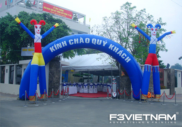 Event welcome gate
