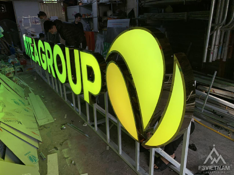 Processing 3D plexiglas signboard