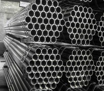 Cast steel pipe