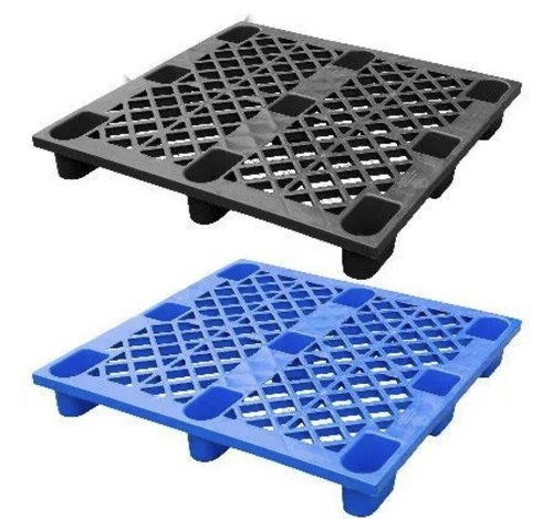 Plastic pallet