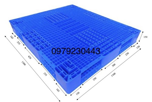 Plastic pallet