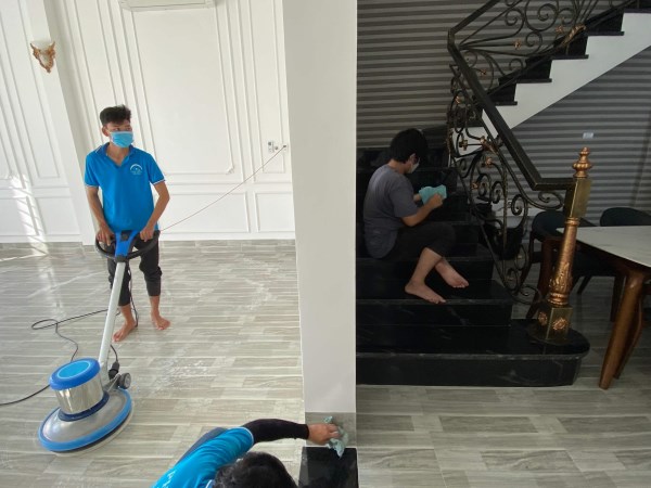 Industrial cleaning services