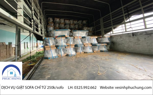 Loading and unloading services