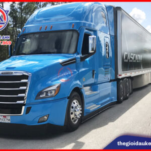 Freightliner American tractor