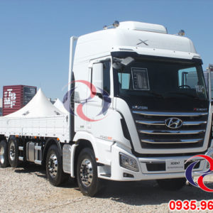 Xcient Hyundai Tractor