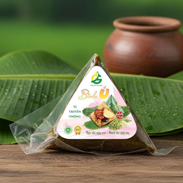 Frozen Vietnamese traditional cakes