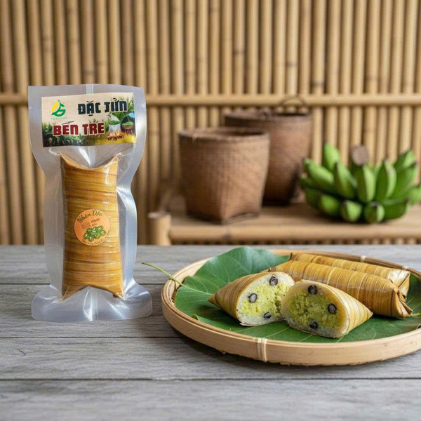 Frozen Vietnamese traditional cakes