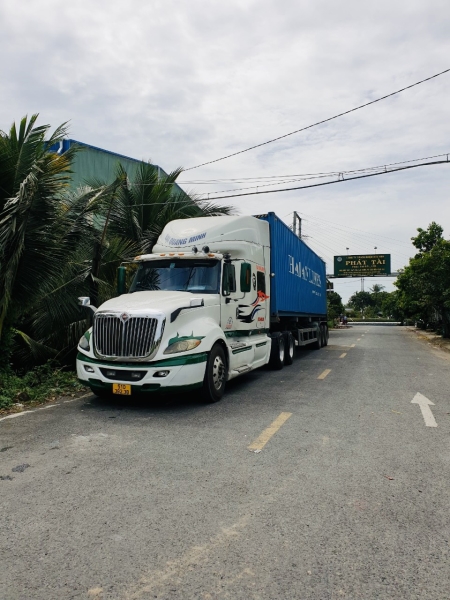 Dai Quang Minh transport service