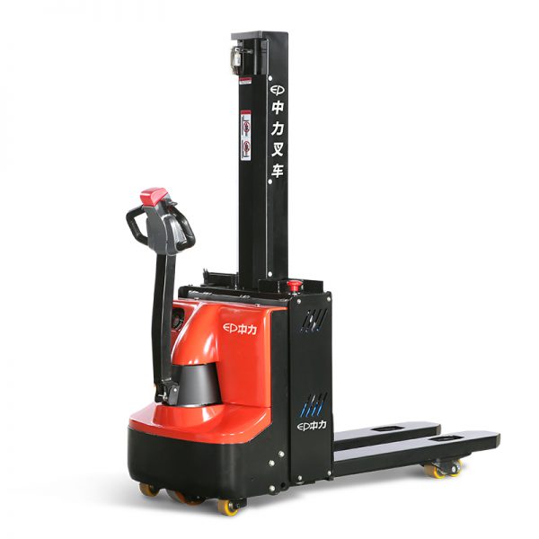 Stacker forklift