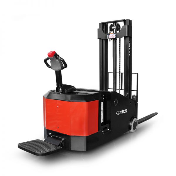 Stacker forklift