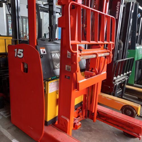 1,5 tons electric forklift