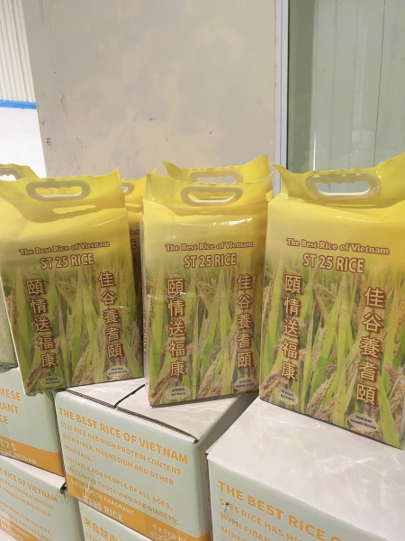 ST25 rice to Singapore