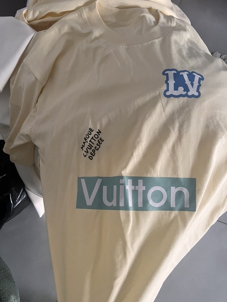 Silk screen T-shirt printing