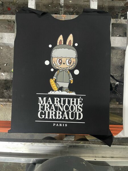 Silk screen tank top printing