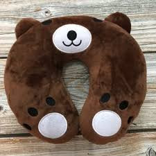 Hugging, neck pillows