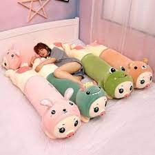 Hugging, neck pillows