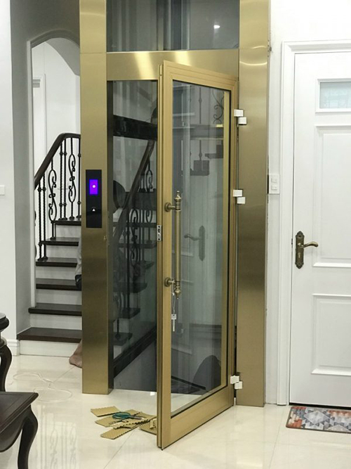 Elevator for modernized house