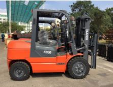 Safer 3-ton diesel forklift