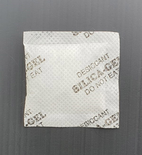 Silica gel 2g/bag (non-woven fabric bag)