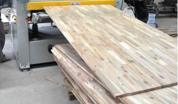 Acacia Wood