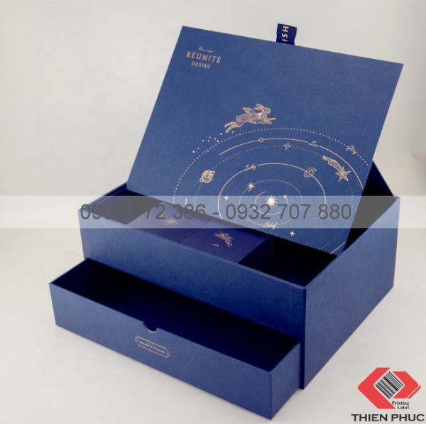 Premium rigid box