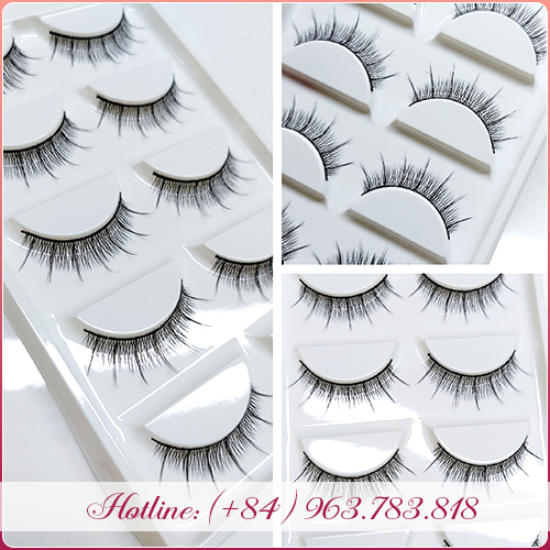 Eyelashes in pair
