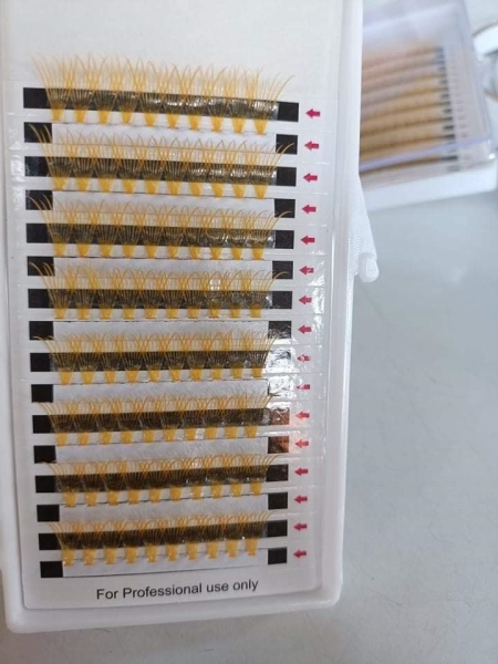 Cluster eyelashes extension