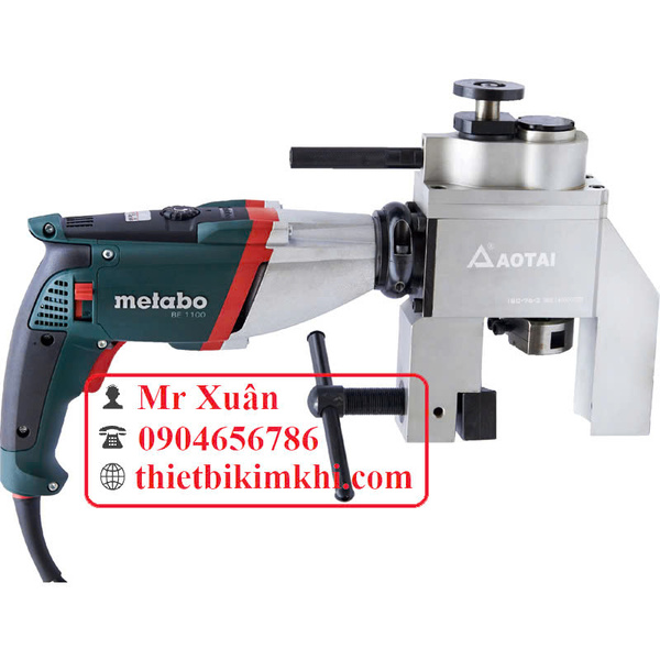 Pipe beveling machines