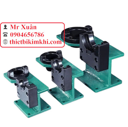 Tool holder tightening fixture