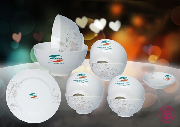Luminarc Porcelain dish set