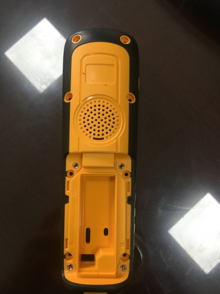 Electronic plastic components