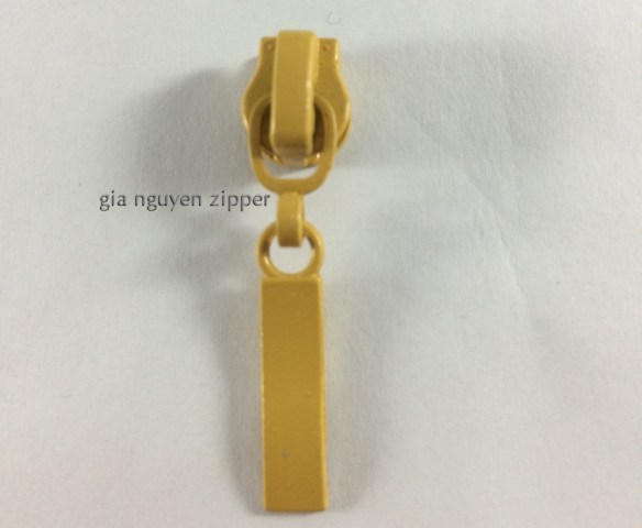 Zipper head