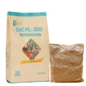 Microbial products for landscape pond water treatment