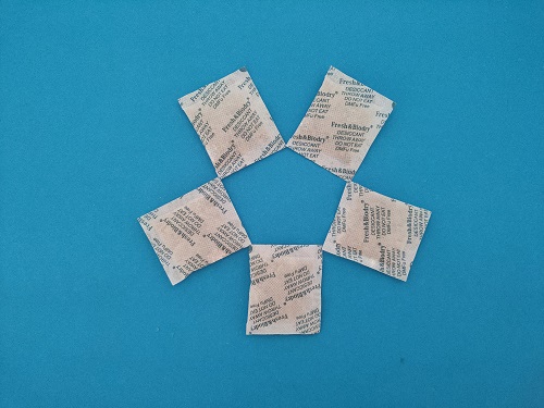 Desiccant pack