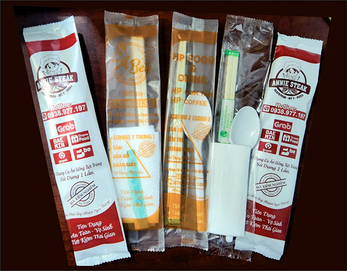 Combo set of 4 items: chopsticks, toothpicks, spoon, and napkin