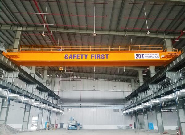 20-ton double-girder overhead cranes
