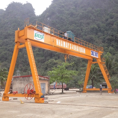 30-ton double-girder gantry cranes