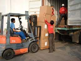 Loading services for goods on container trucks