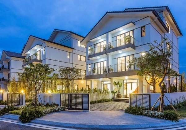 Real estate valuation