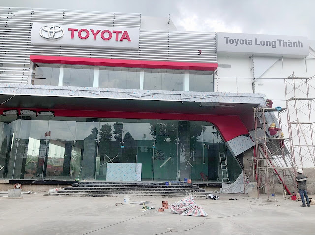 Toyota Long Thanh Showroom