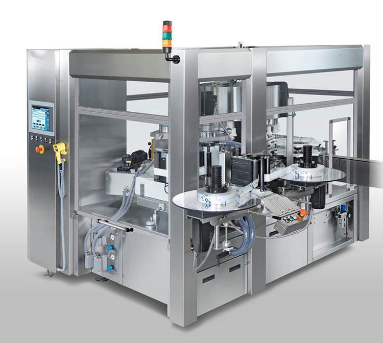 Dual-head glue labeling machine